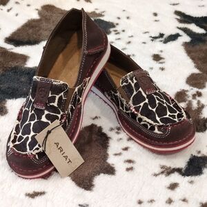 🤎NWT Ariat Cruisers Brown/White Giraffe Cruiser Loafers Women's sz 6 B Med🤎💥
